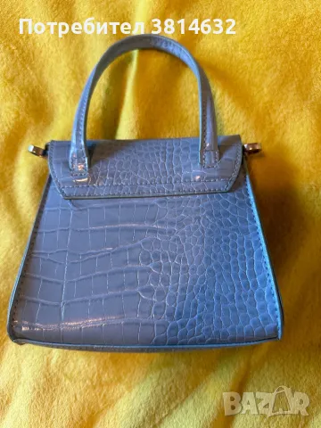 Дамска чанта, снимка 2 - Чанти - 49064774