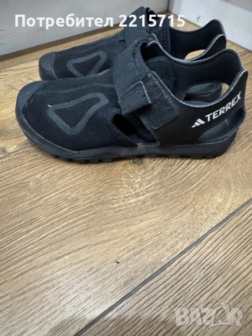 Оригинални детски сандали adidas terrex, снимка 4 - Детски маратонки - 53897719