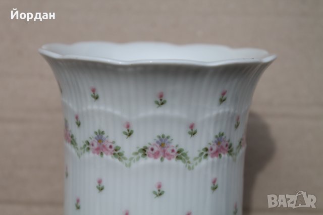 Немска порцеланова ваза ''Kaiser'', снимка 2 - Антикварни и старинни предмети - 38376542