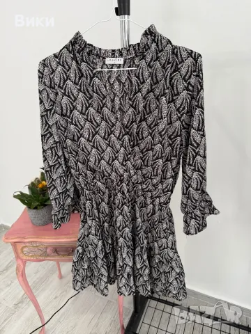 Красива рокля в размер М, подходяща и за S, снимка 3 - Рокли - 48428447