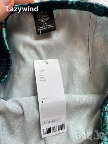 Поличка Urban outfitters, снимка 2 - Поли - 39572649