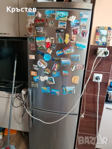 Продавам хладилник, снимка 1