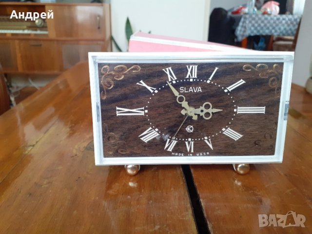 Настолен часовник,будилник СЛАВА,SLAVA #5, снимка 2 - Антикварни и старинни предмети - 31591624