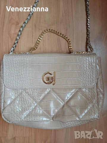 GAUDI Чанта в цвят каки,НОВА