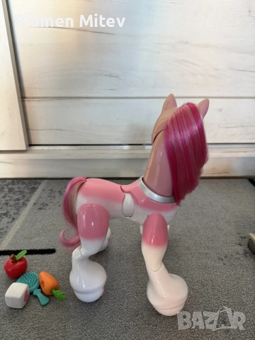 Интерактивно пони Zoomer Show Pony, снимка 4 - Образователни игри - 56440460