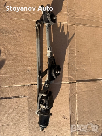 L DF71 093 моторче с механизъм предни чистачки MAZDA 2 (DE) (2007-2014).