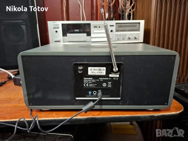 Продава се дизайнерско интернет радио TechniSat DIGITRADIO631. , снимка 6 - Радиокасетофони, транзистори - 53360048