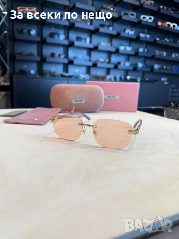 Miu Miu Слънчеви Очила С UV400 Защита - Налични Различни Цветове Код SK396