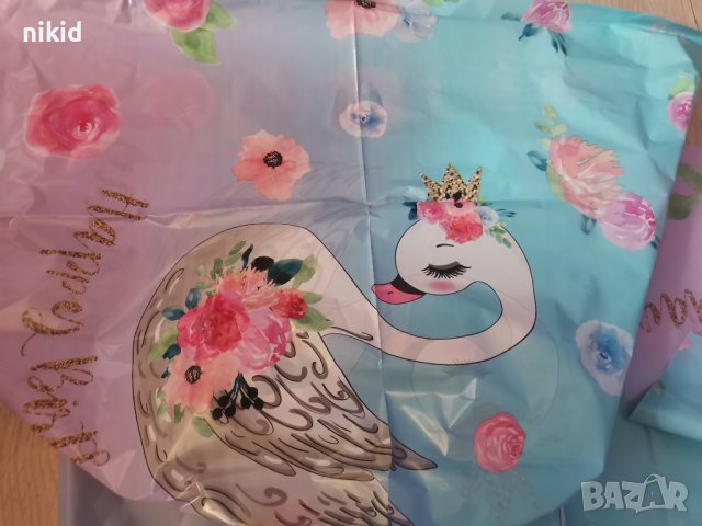 Лебед найлонова покривка за парти рожден ден