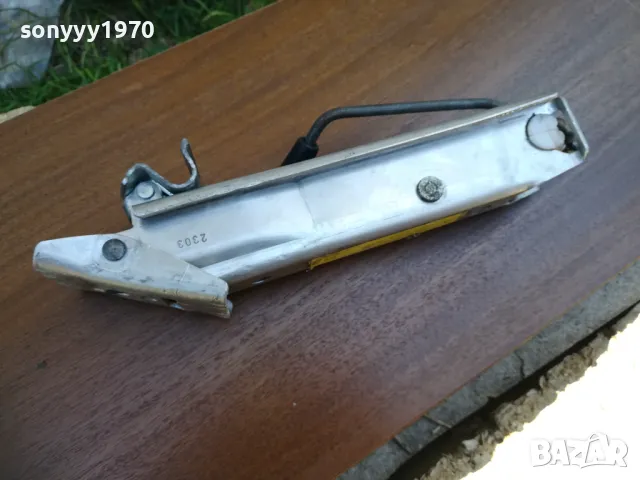 VW/SEAT-ОРИГИНАЛЕН АЛУМИНИЕВ КРИК-ВНОС SWISS 1805251641LCHERY, снимка 7 - Аксесоари и консумативи - 50335801