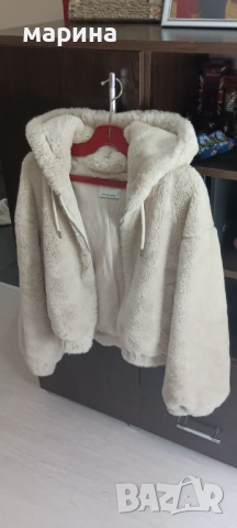 Bershka преходно яке 