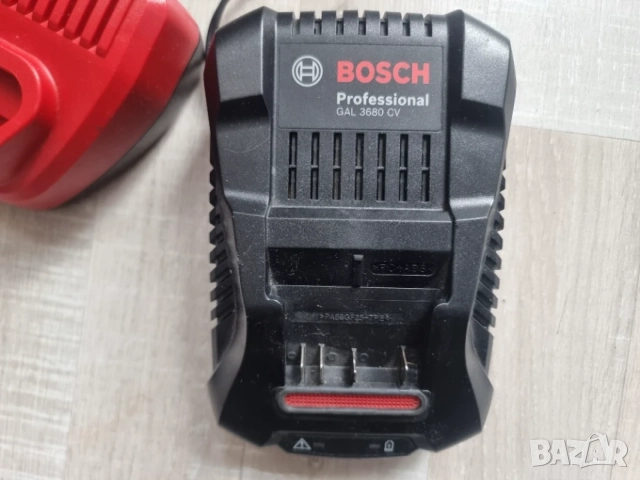 Зарядни Bosch, Makita и Milwaukee, снимка 2 - Винтоверти - 56325045