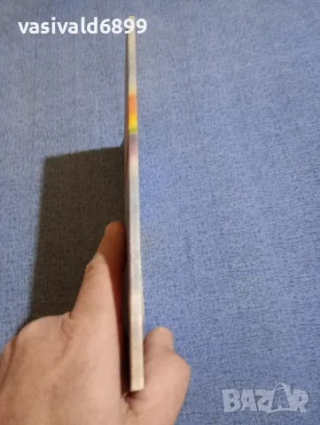 Лозинка Йорданова - Камбани пеят , снимка 2 - Детски книжки - 48183539