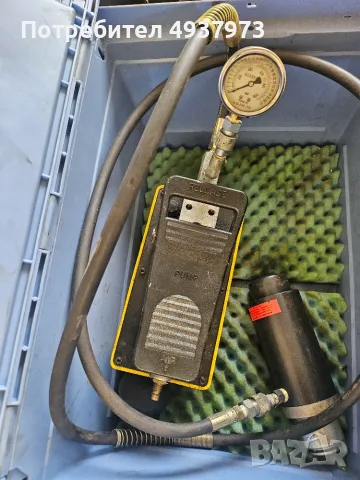 Професионална хидравлична помпа Klann KL-0040-2500 (Gedore) с манометър