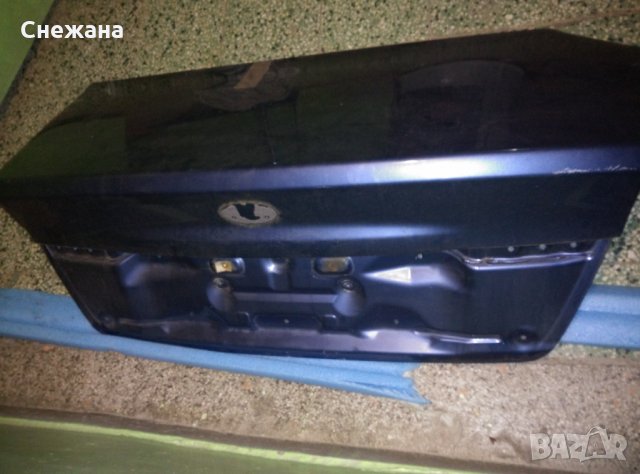 Subaru Субару седан заден капак JF1BLDKYG9G04 3005, снимка 4 - Части - 33823887