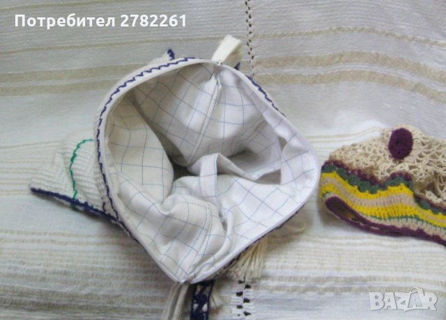 Малка чанта комбинация между ръчна бродерия и плетиво, снимка 4 - Чанти - 30922121