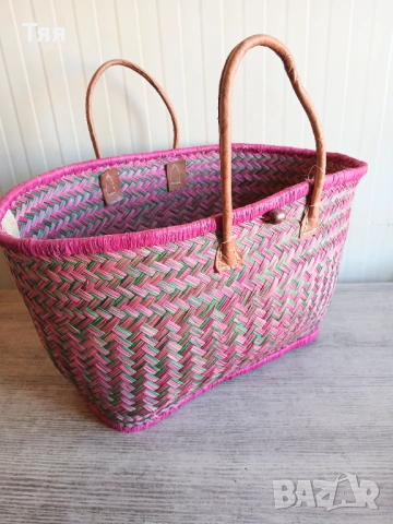 НОВА много голяма сламена чанта 