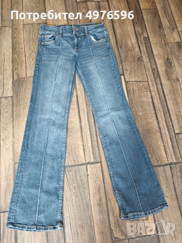 продавам дамски дънки на Bershka , снимка 2 - Дънки - 56535433