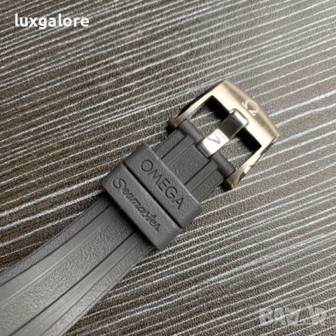 Мъжки часовник OMEGA Seamaster Diver 300M Co-Axial Master Chronometerс автоматичен механизъм, снимка 6 - Мъжки - 42621131