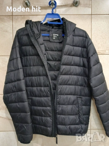 Есенно яке с качулка за мъж/тийнеджър размер XS /черно/, снимка 2 - Якета - 51990644