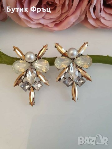 Обеци каролина