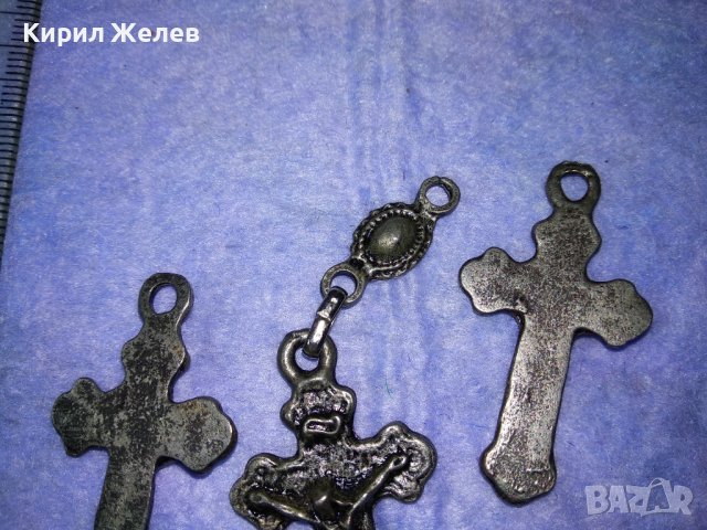 ЛОТ Три НЕОГОТИЧЕСКИ СРЕБРИСТИ ЛАКИРАНИ КРЪСТЧЕТА РАЗПЯТИЯ 37692, снимка 9 - Колиета, медальони, синджири - 40684979