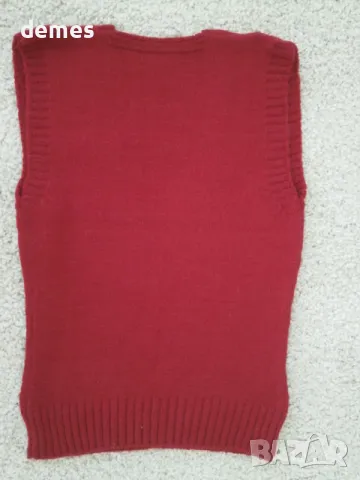 Машинно плетен пуловер без ръкави от букле, цвят керемидено червено, снимка 6 - Блузи с дълъг ръкав и пуловери - 48538673