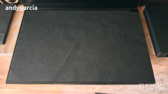 Razer Blade 15/Intel Core i7-11800H/NVidia RTX 3070 8GB/16GB RAM/512GB SSD/15.6 2560x1440 (Quad HD), снимка 12 - Лаптопи за игри - 56021031