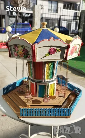 Макет на циркова въртележка - ръчна изработка, снимка 2 - Антикварни и старинни предмети - 48378674