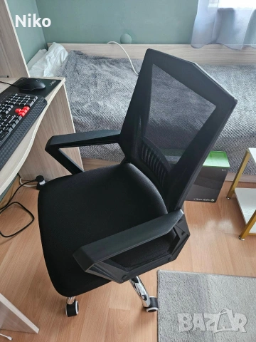 Офис стол, снимка 2 - Столове за офис - 53923863