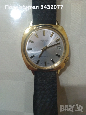 Стар швейцарски часовник с позлата никога не е ползван