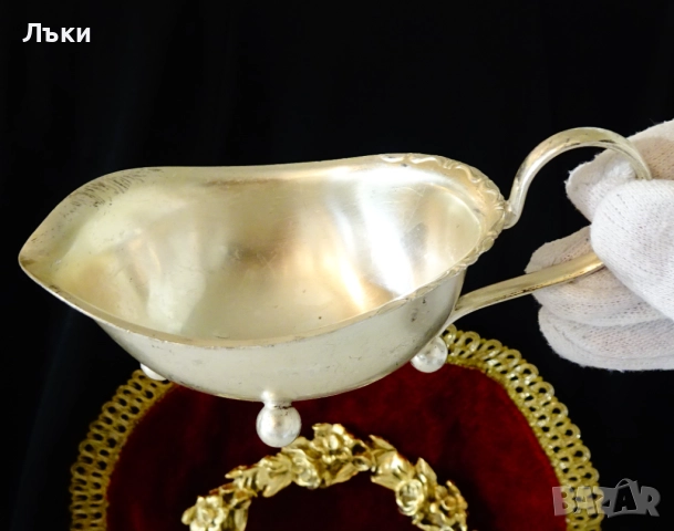 Посребрена сосиера,каничка 160 мл. , снимка 2 - Антикварни и старинни предмети - 52978416