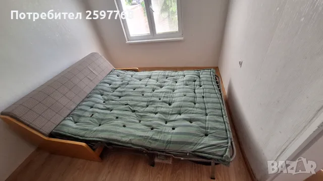 Разтегателен диван.Много добре запазен.Мека и приятна на допир дамаска., снимка 4 - Дивани и мека мебел - 49242584