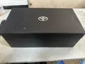 Toyota Welcome Kit с бутилка, ключодържател, USB флаш памет и кабел 
, снимка 2