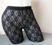 Calzedonia S/M черен дантелен чорапогащник с черен ръб по краката, снимка 2