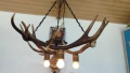 Ръчно изработен полилей от паднали еленови рога с ръчно изработени дървени чашки , снимка 1