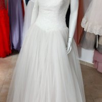 ултра сияеща сватбена рокля с обем, снимка 6 - Сватбени рокли - 39109965
