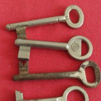 Лот ключове  стари редки за колекционери катинар, брава, куфар, резец 29251, снимка 4 - Антикварни и старинни предмети - 37408174