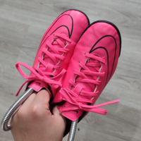 Nike Mercurial. Футболни обувки, стоножки. 33.5, снимка 2 - Футбол - 36377255