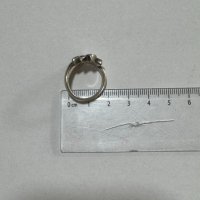 Продавам дамски сребърен пръстен 925, снимка 2 - Пръстени - 44491487