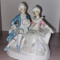 Двойка дама и кавалер във викториански стил. Оцветени в син и розов цвят. Отлично състояние., снимка 2 - Колекции - 42561001