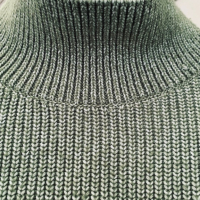 Разкошен пуловер кроп цвят olive , снимка 1 - Блузи с дълъг ръкав и пуловери - 44687054