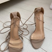 Дамски обувки на ток , снимка 1 - Дамски елегантни обувки - 42753608