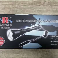 Мощен Акумулаторен LED Фенер за Оръжие Лед Прожектор за Пушка и лов, снимка 2 - Екипировка - 29554345