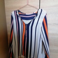 Лятна блуза, снимка 1 - Блузи с дълъг ръкав и пуловери - 29403590