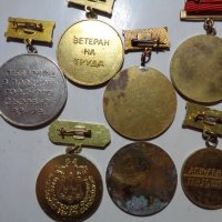 15 ордени и медали - български и чуждестранни, снимка 2 - Други ценни предмети - 14607344