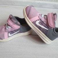 Детски маратонки Nike, снимка 6 - Детски маратонки - 37460680