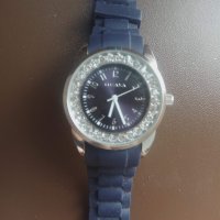 Продавам дамски часовник Luzaka, снимка 2 - Дамски - 29638363