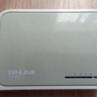 TP-LINK Desktop Switch (Суич) 5 Port 10/100Mbps, снимка 1 - Суичове - 37742909