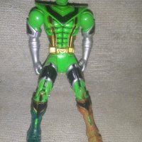 Оригинална Bandai 2006 Power Rangers Mystic Force Green Ranger , снимка 1 - Колекции - 39023280